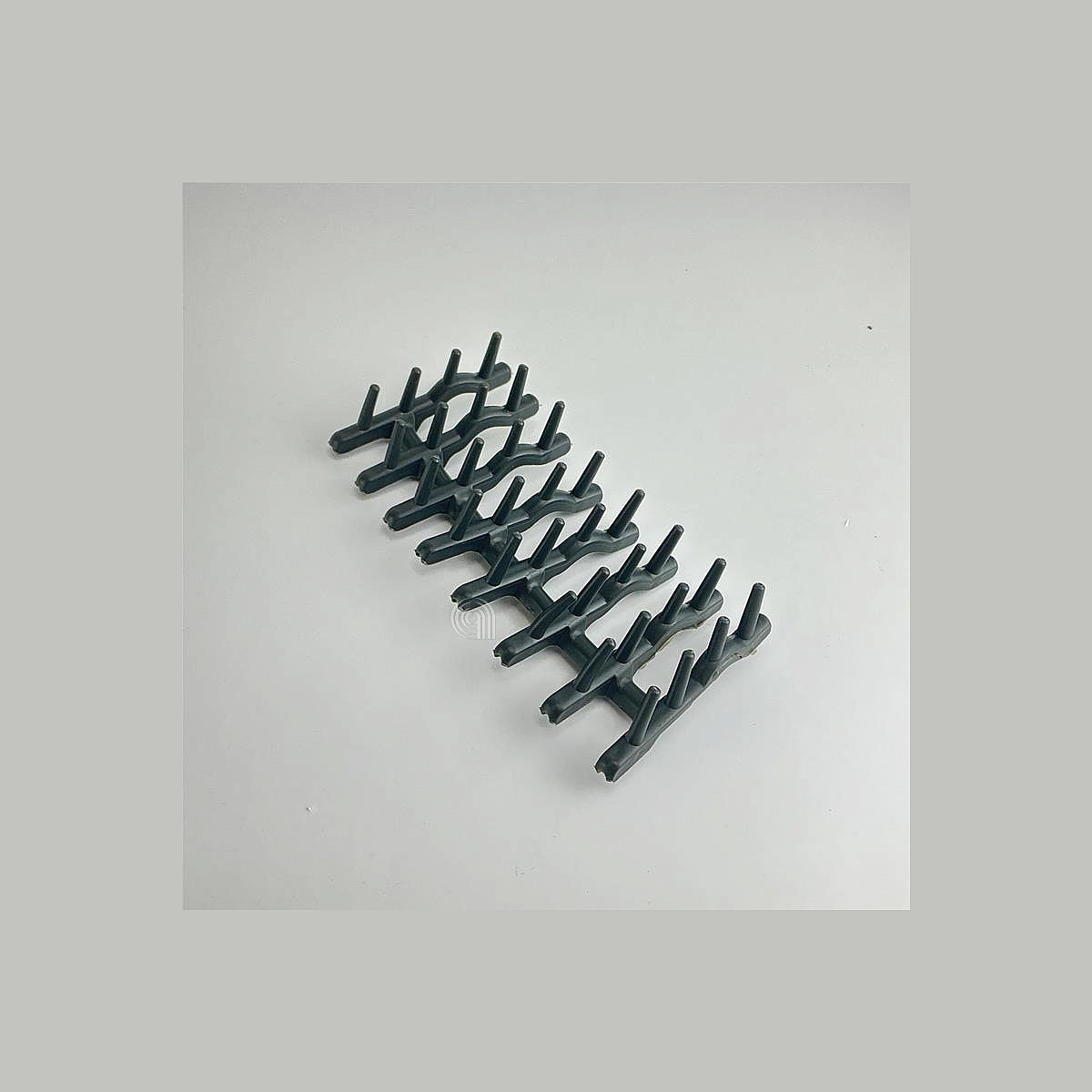 00547001