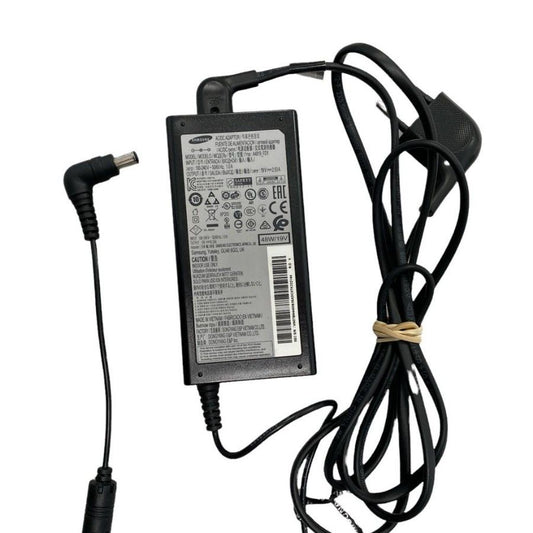 Adaptador-Alimentador Samsung UE32M4005AW A4819_FDY 48W/19V 2.53A usado