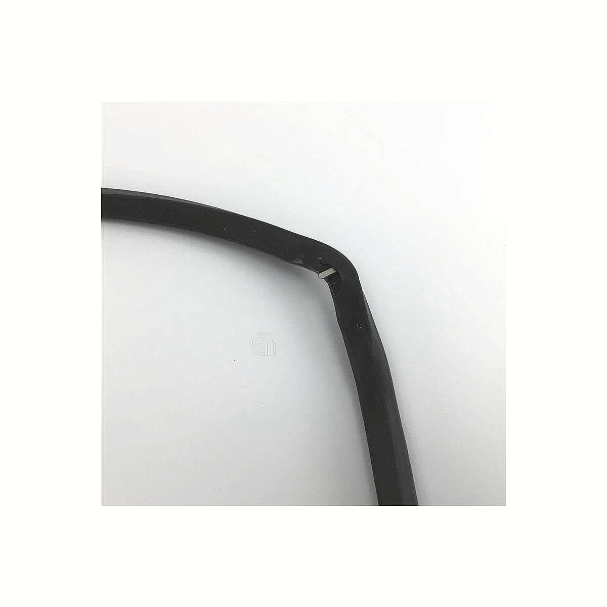 GLE018752